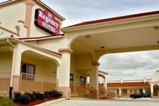 Regency Suites Bush Airport