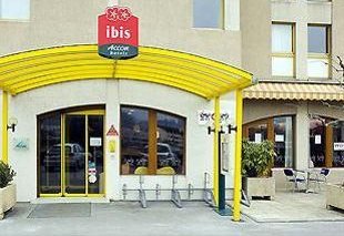 Ibis  Est