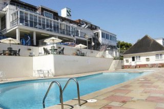 The Riviera Hotel & Holiday Apartments Alum Chine