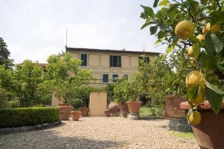 Ape Rosa Relais
