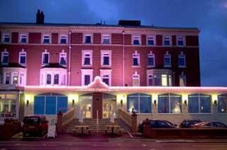 Chequers Plaza Hotel
