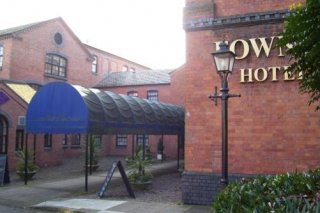 Fownes Hotel