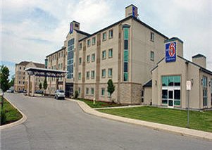 Motel 6