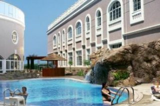 Premiere Hotel & Resort