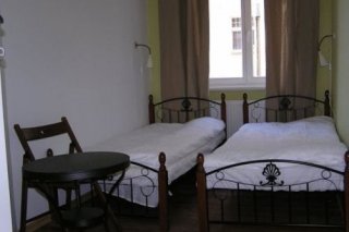 Pit Stop Hostel
