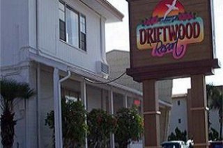 Driftwood Resort