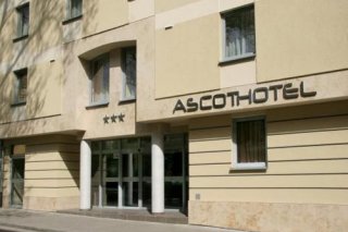 Ascot Hotel