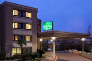 Holiday Inn  Northwest Plaza / Arboretum Area