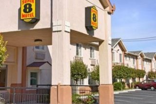 Super 8