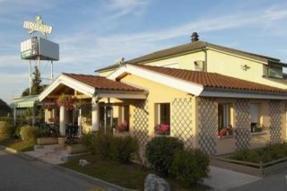 Fasthotel