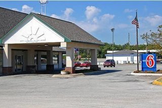 Motel 6  South