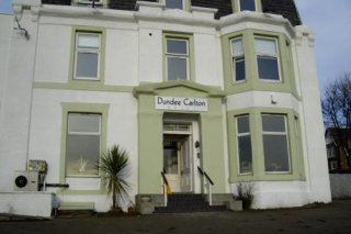 The New  Carlton Hotel