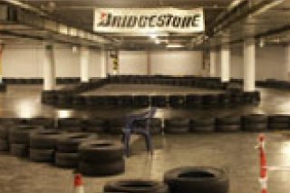 INDOOR CARTING