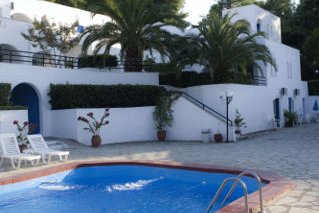 Theo Bungalows