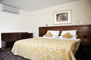 Hotel Piramida