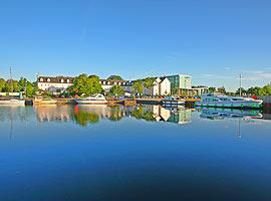 Hodson Bay Hotel