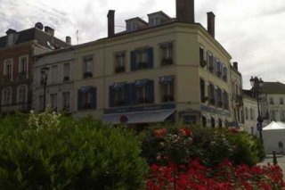 Hôtel De La Cloche