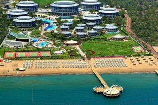 Calista Luxury Resort