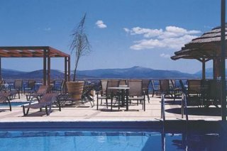 John & George Hotel