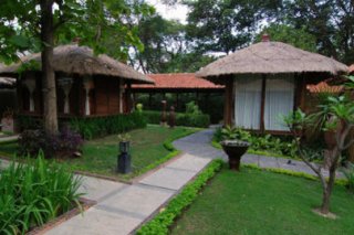 Singgasana Hotel