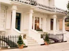 Princes Square Hotel