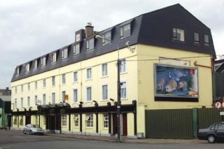 Lawlors Hotel