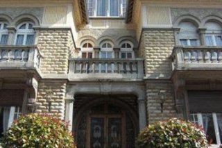 Le CastelNoble Guesthouse