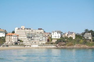 Le Crystal