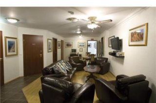 B&B Guesthouse-Bed and Breakfast Keflavik Centre