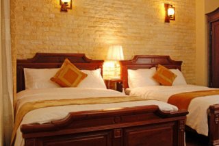 Golden Sun Hotel 2