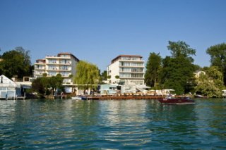 Lake's-my lake hotel