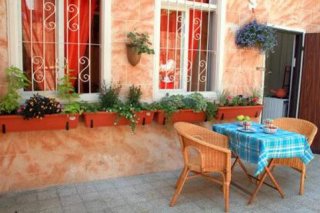 Eden TLV Guest House