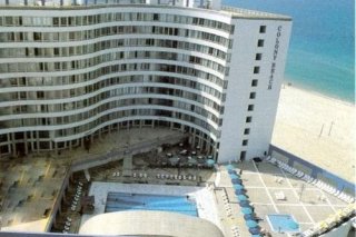 Colony Beach  Apartments