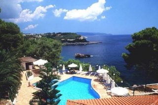 Paradise Hotel
