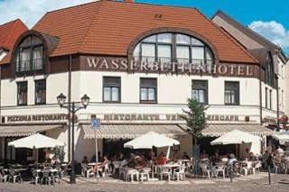 Wasserbettenhotel