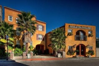 Andrew Pinckney Inn