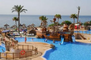 Holiday Palace