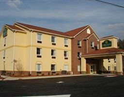 La Quinta Inn & Suites