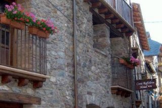 Casa Rafeleta Hotel