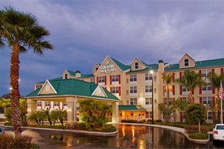 Country Inn & Suites  I-75