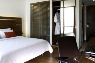 Sacha's Hotel Uno