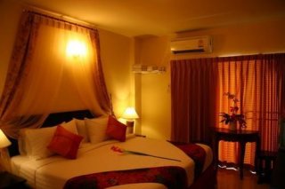 Queen's Garden Resort at River View (Suvarnabhumi Airport)