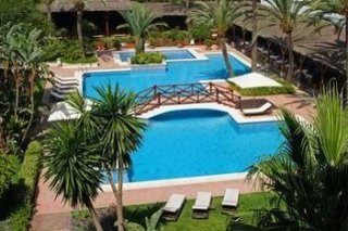 Melia  Banús