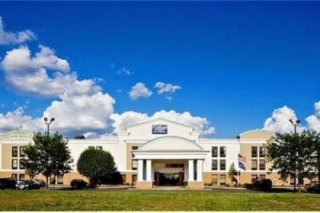 Holiday Inn Express Indianapolis Airport