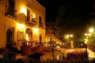 Hotel Domus Aurea