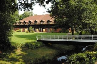Ellington Lodge Hotel