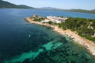 El Faro Hotel