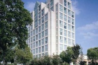 Hilton Los Angeles North & Executive Meeting Center