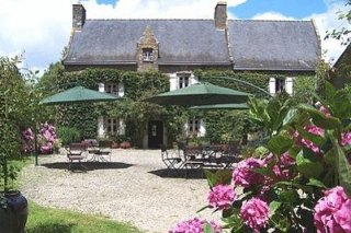 Logis Manoir De Bodrevan