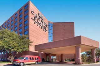 Crowne Plaza Suites  Park Central